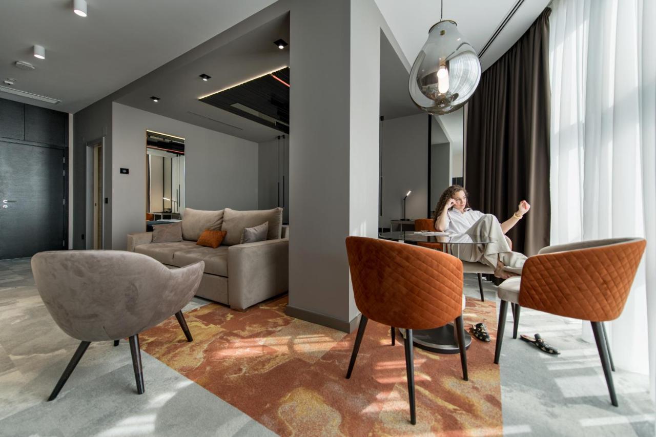 Hotel Zeneva Lux Kragujevac Esterno foto