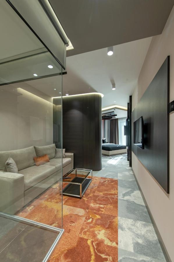 Hotel Zeneva Lux Kragujevac Esterno foto