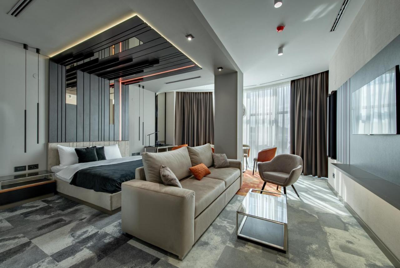Hotel Zeneva Lux Kragujevac Esterno foto