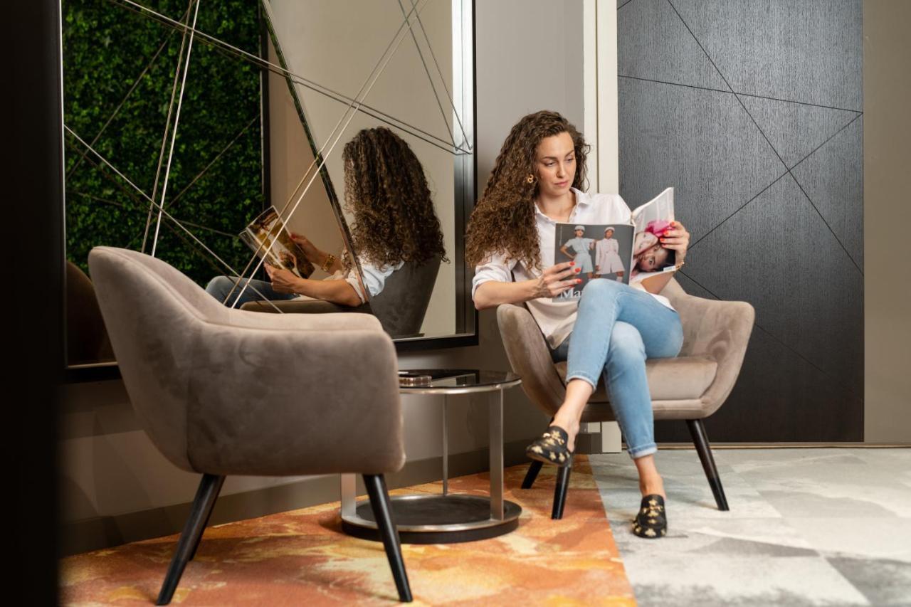 Hotel Zeneva Lux Kragujevac Esterno foto