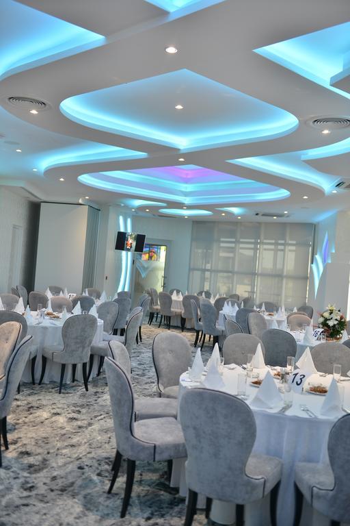 Hotel Zeneva Lux Kragujevac Esterno foto